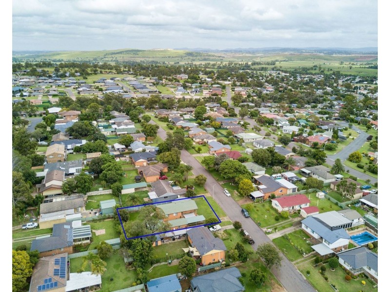 16 St. James Crescent, Muswellbrook NSW 2333