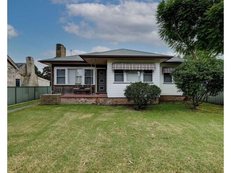 66 Lower Hill Street, Muswellbrook NSW 2333