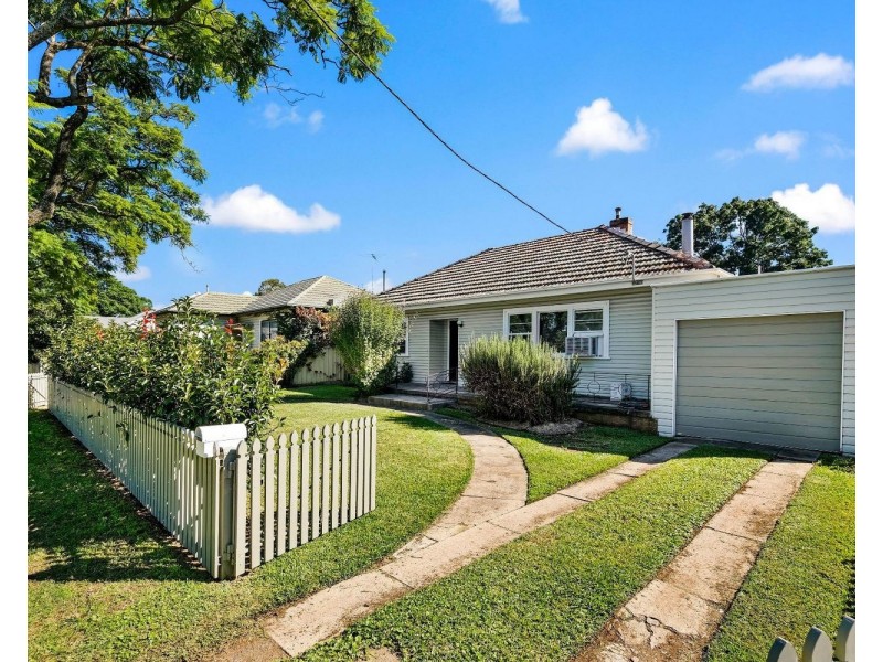 18 Cook Street, Muswellbrook NSW 2333