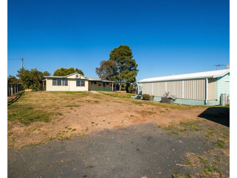 11 – 13  Upper Campbell Street, Aberdeen NSW 2336