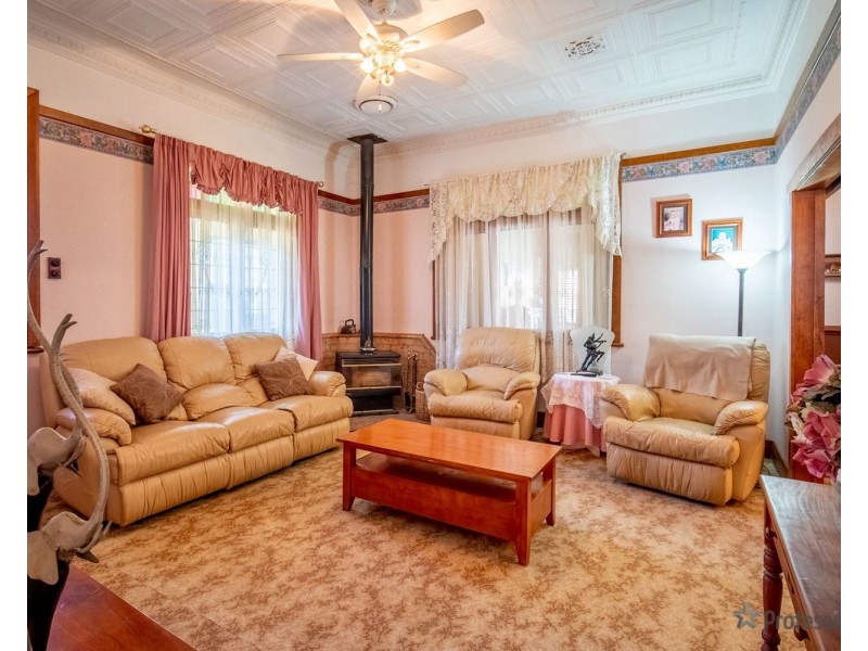 6 Percy Street, Singleton NSW 2330