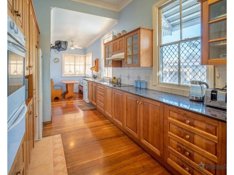 6 Percy Street, Singleton NSW 2330