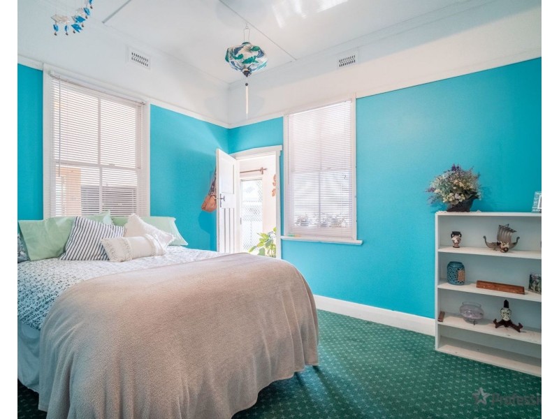 6 Percy Street, Singleton NSW 2330