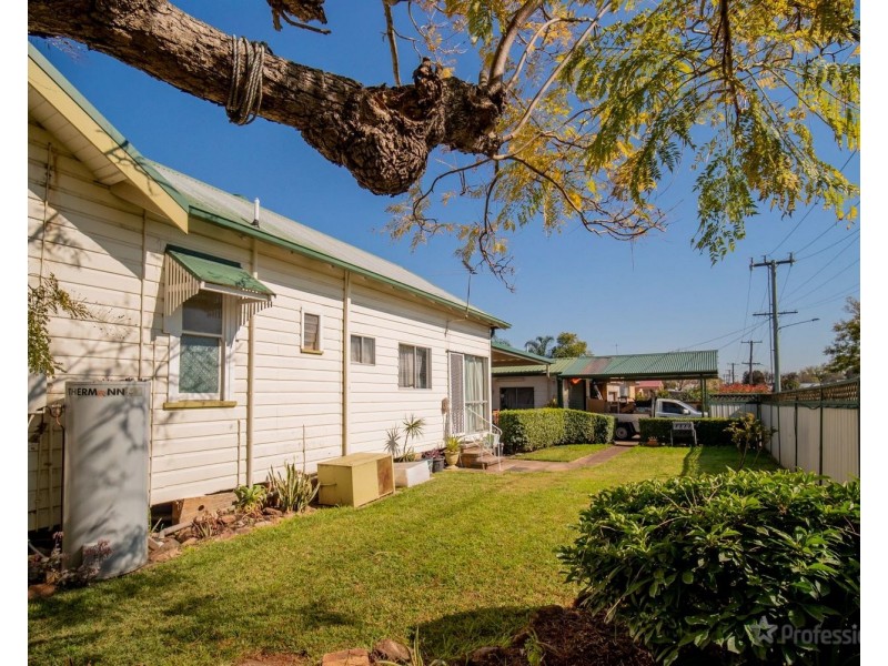 6 Percy Street, Singleton NSW 2330