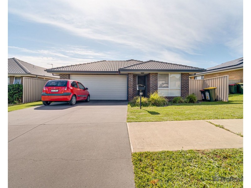 25 Finnegan Crescent, Muswellbrook NSW 2333
