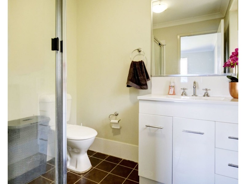 24 chivers Circuit, Muswellbrook NSW 2333