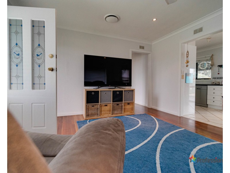 24 St. Heliers Street, Aberdeen NSW 2336