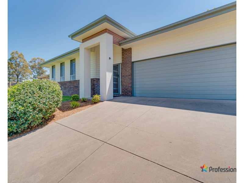23 Lou Fisher Place, Muswellbrook NSW 2333