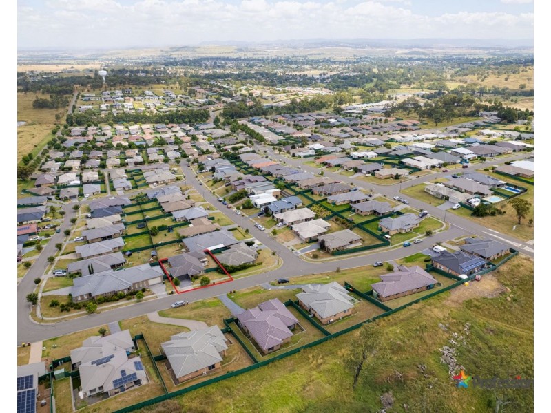 5 Chivers Circuit, Muswellbrook NSW 2333