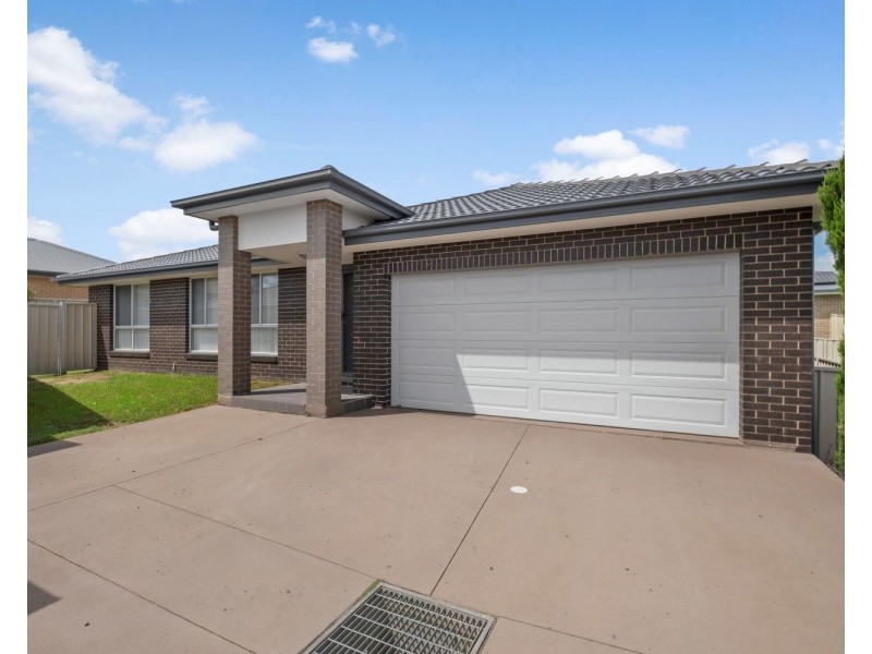 3b Jeune Street, Muswellbrook NSW 2333