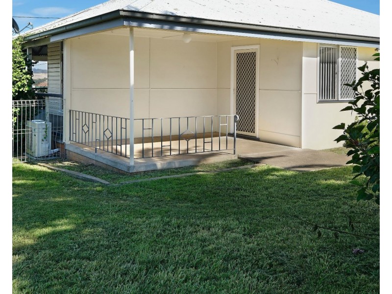 13 Flanders Avenue, Muswellbrook NSW 2333