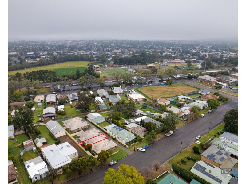 2/21 Foley Street, Muswellbrook NSW 2333