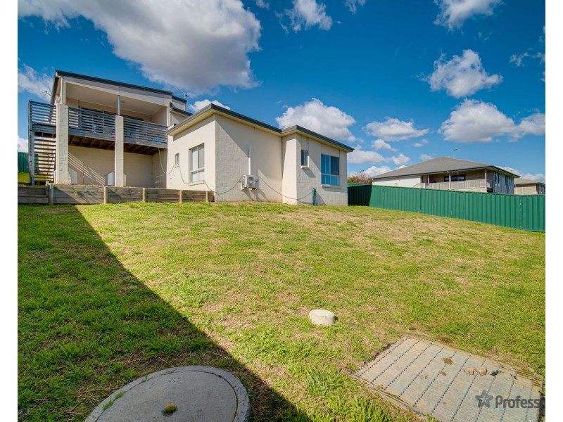 14 Grant Miller Street, Muswellbrook NSW 2333