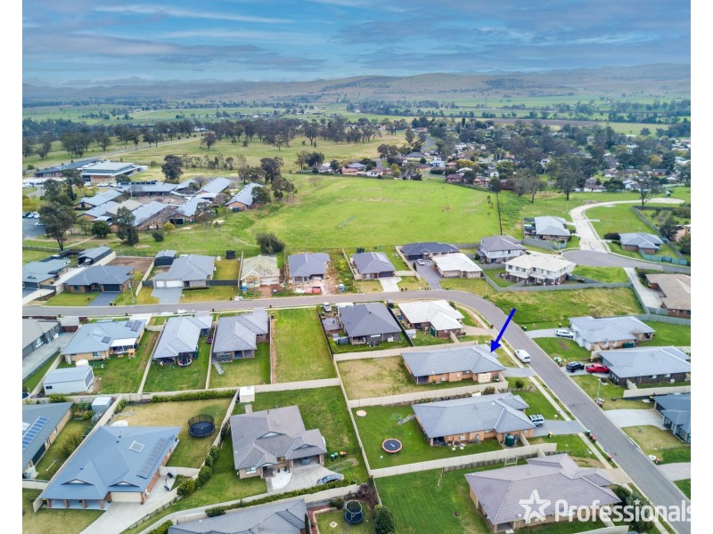 35 Finnegan Crescent, Muswellbrook NSW 2333