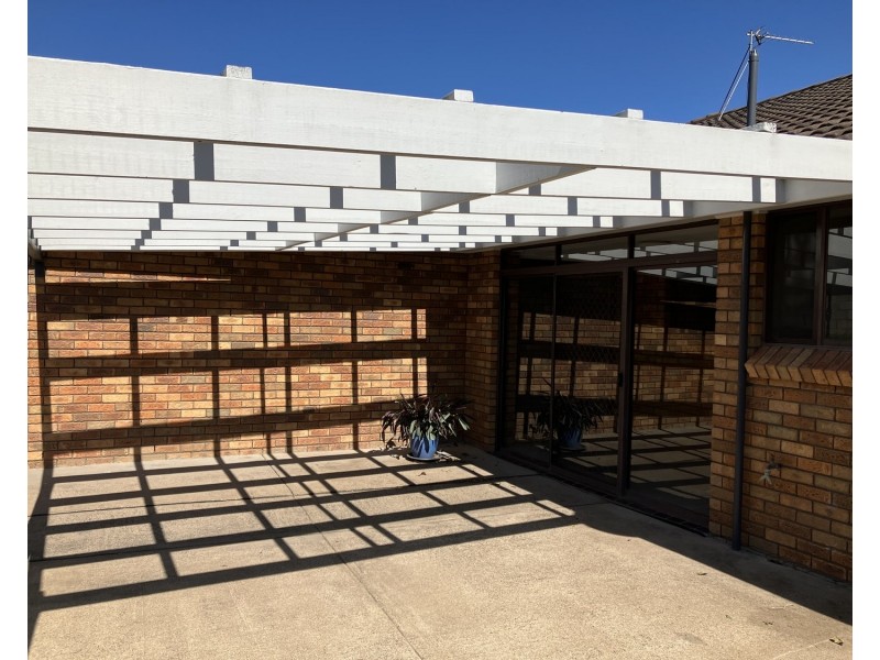 8 Marlock Place, Muswellbrook NSW 2333