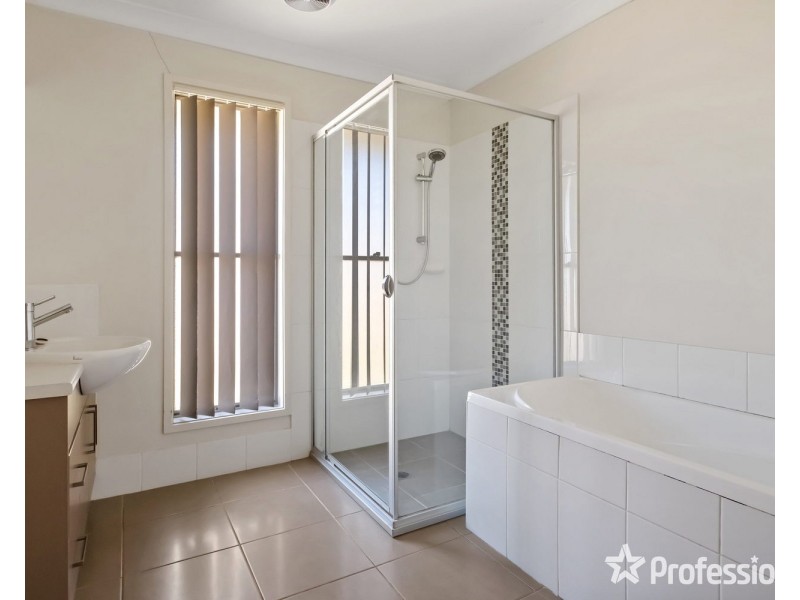 11 Tierney Street, Muswellbrook NSW 2333