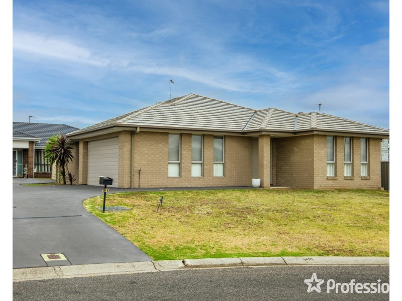 1 & 2 /46 Finnegan Crescent, Muswellbrook NSW 2333