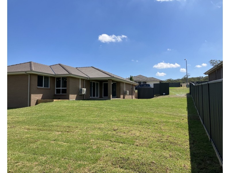 97 Perth Street, Aberdeen NSW 2336