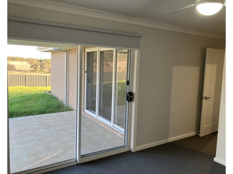 93 Perth Street, Aberdeen NSW 2336