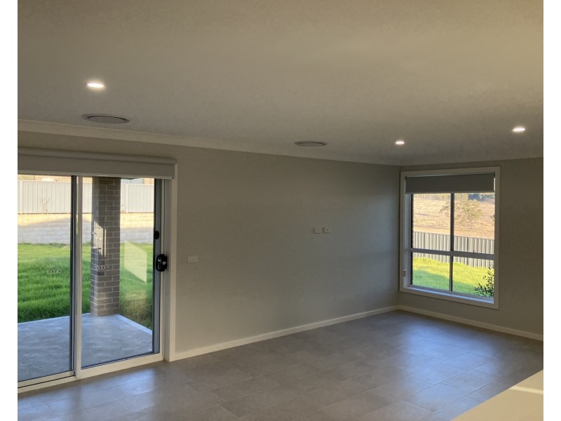 93 Perth Street, Aberdeen NSW 2336