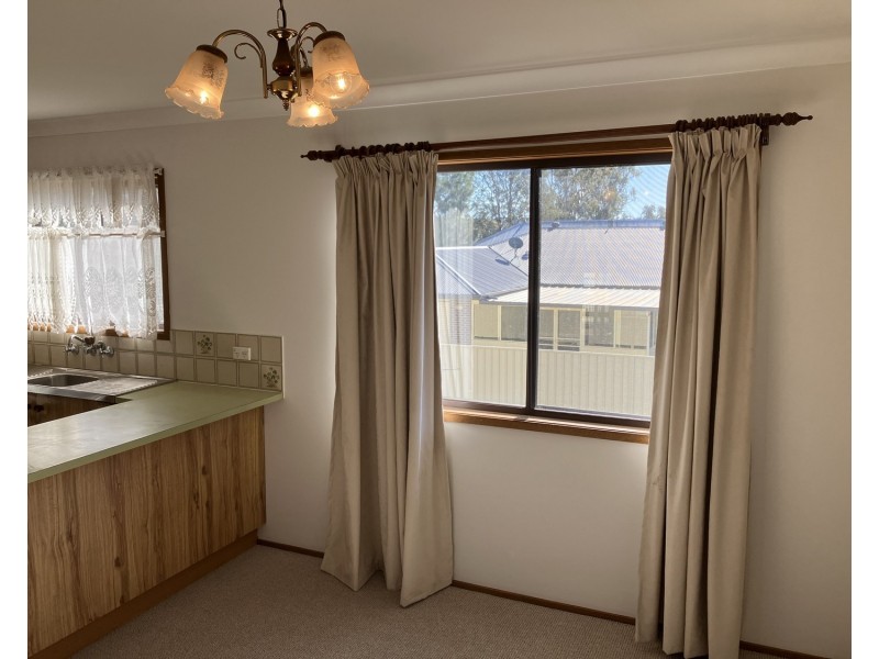10 Crinoline Street, Denman NSW 2328