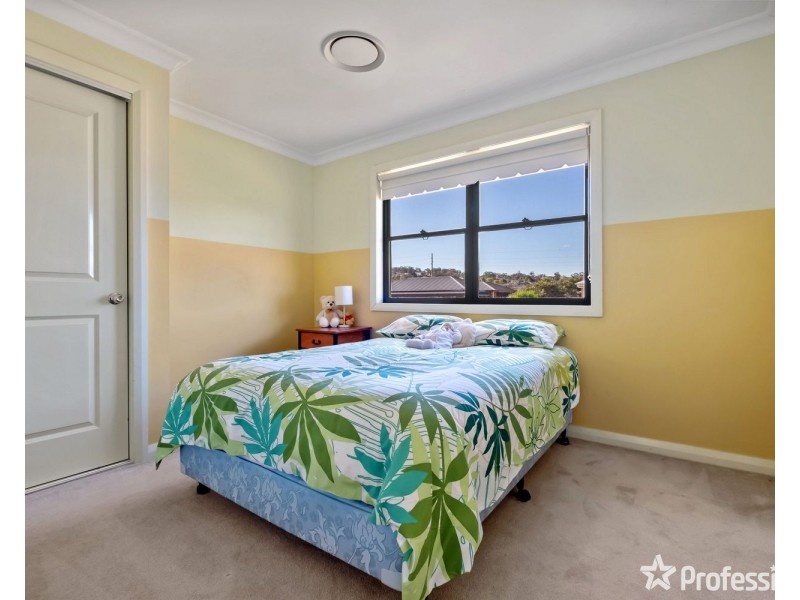 1 & 2/1 Alexander Close, Aberdeen NSW 2336