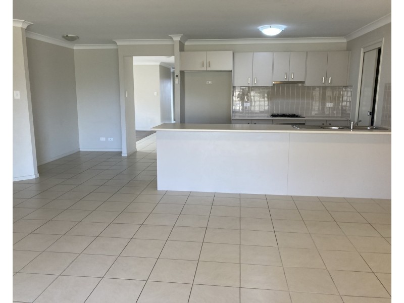 37 Finnegan Crescent, Muswellbrook NSW 2333