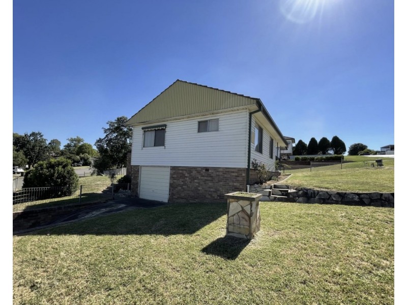 2 Thompson Street, Muswellbrook NSW 2333