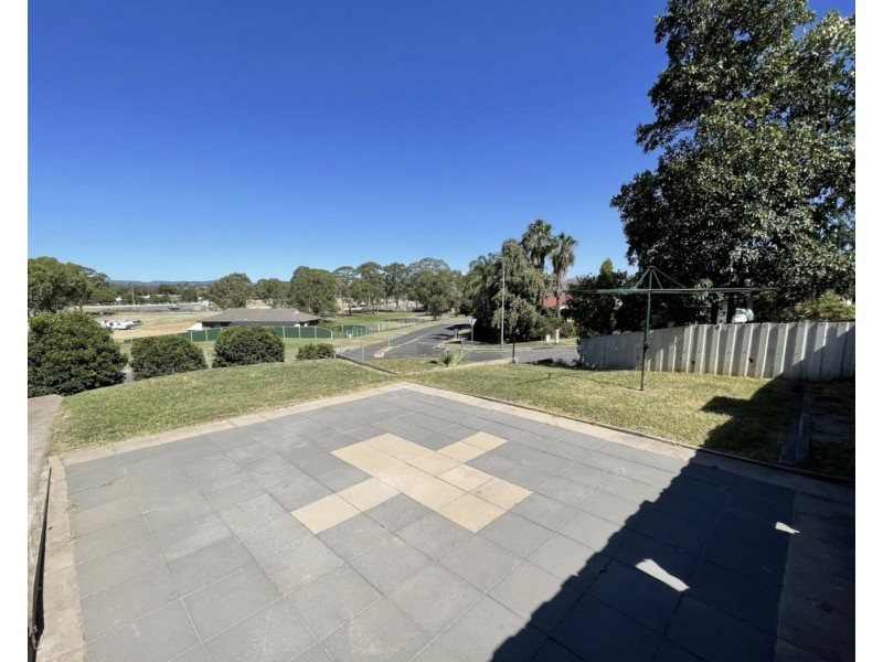 2 Thompson Street, Muswellbrook NSW 2333
