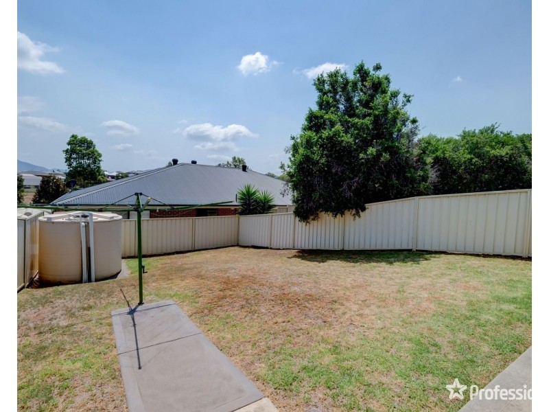 2/4 Northview Circuit, Muswellbrook NSW 2333