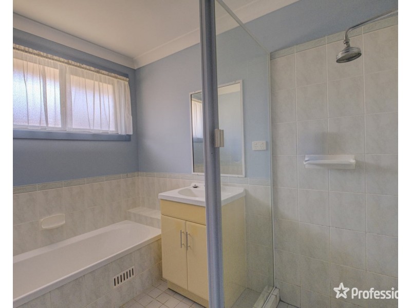 12 Wattle Street, Aberdeen NSW 2336