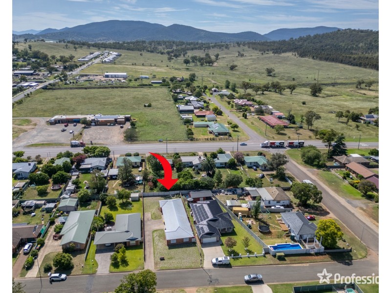 12 Wattle Street, Aberdeen NSW 2336