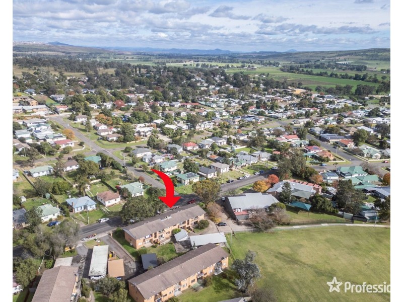 2/28 Skellatar Street, Muswellbrook NSW 2333