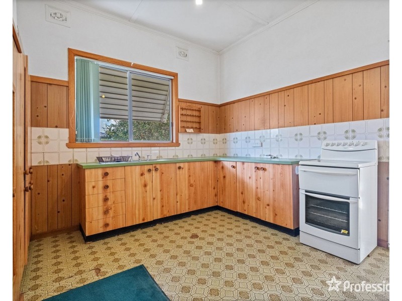 64 Bedford Street, Aberdeen NSW 2336