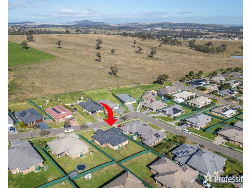 17 Chivers Circuit, Muswellbrook NSW 2333