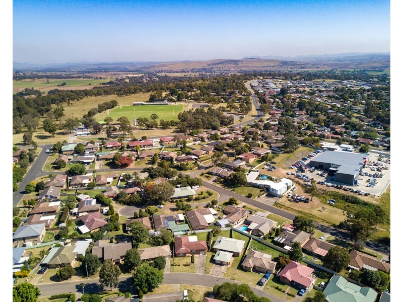 8 Wilga Glen, Muswellbrook NSW 2333