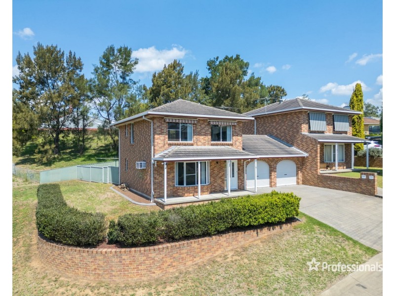 1/2 Oak Place, Muswellbrook NSW 2333