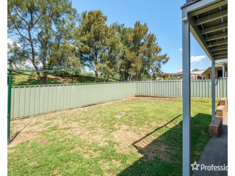 1/2 Oak Place, Muswellbrook NSW 2333