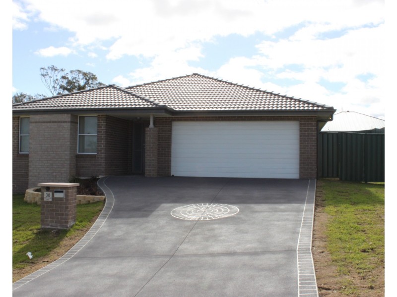 38 Henry Dangar Drive, Muswellbrook NSW 2333
