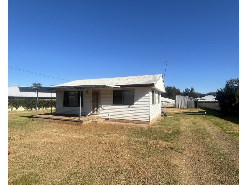 14 Satur Road, Scone NSW 2337