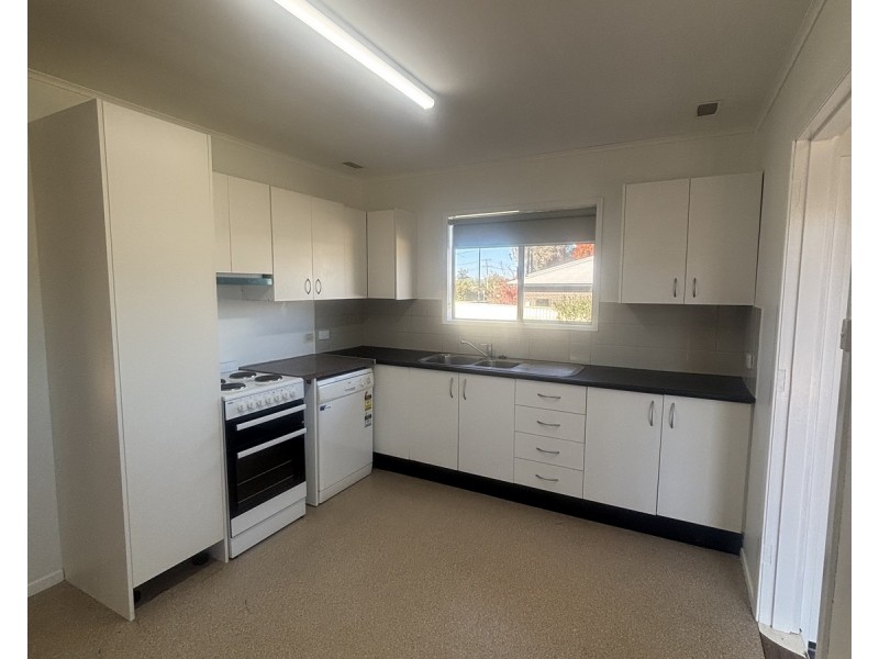 14 Satur Road, Scone NSW 2337