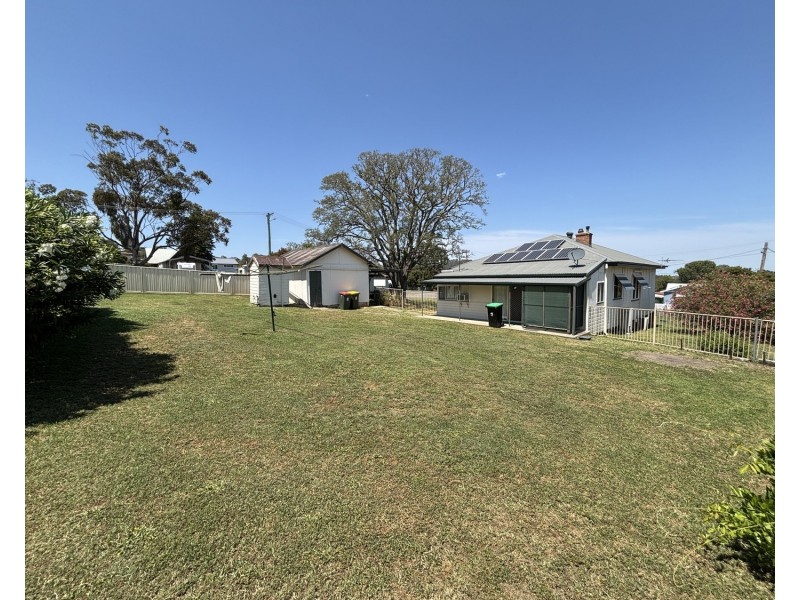 64 Bedford Street, Aberdeen NSW 2336