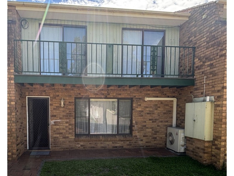 4/11 Ironbark Road, Muswellbrook NSW 2333