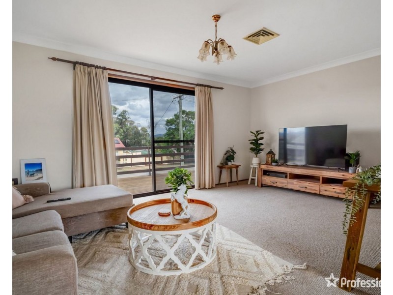 10 Crinoline Street, Denman NSW 2328