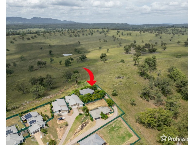 2/18 Chivers Circuit, Muswellbrook NSW 2333