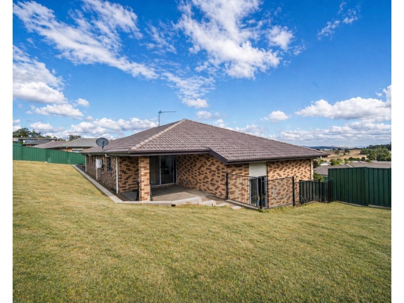 4 Chivers Circuit, Muswellbrook NSW 2333