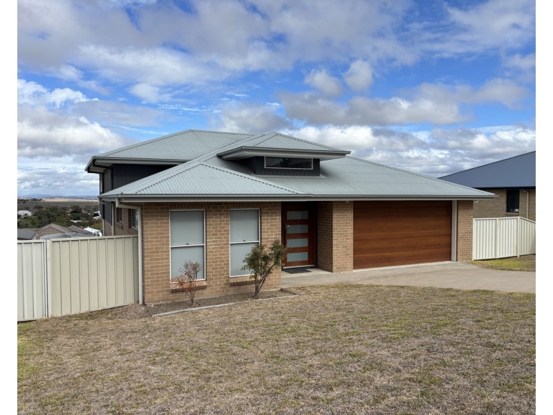 7 Widden Close, Scone NSW 2337