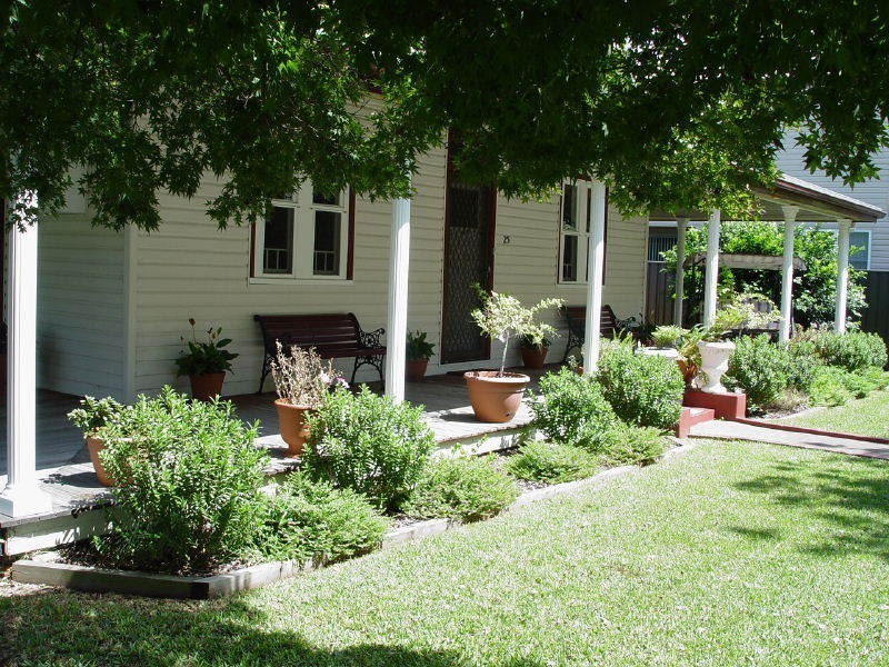 25 Maitland Street, Muswellbrook NSW 2333