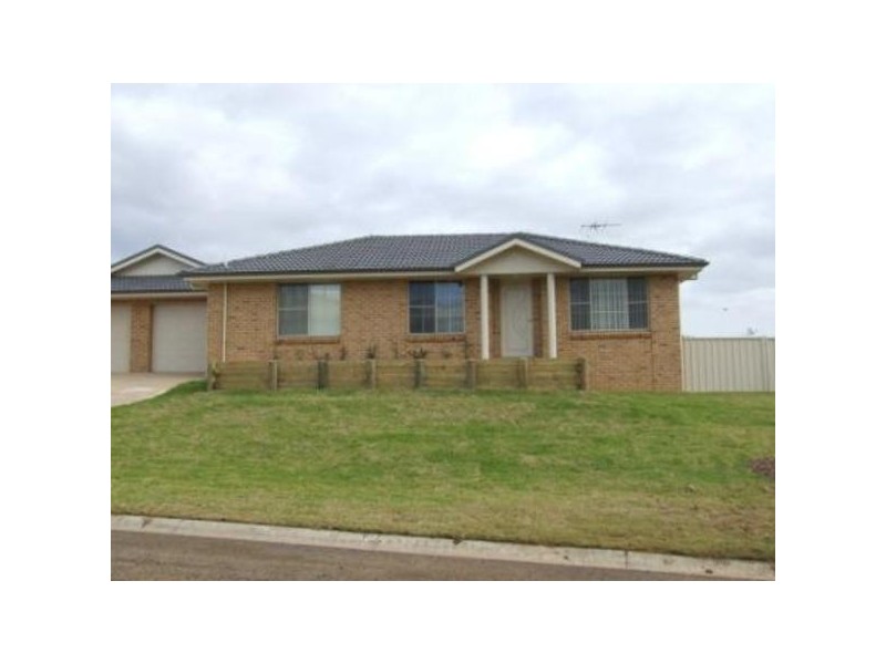 2/3 Northview Circuit, Muswellbrook NSW 2333