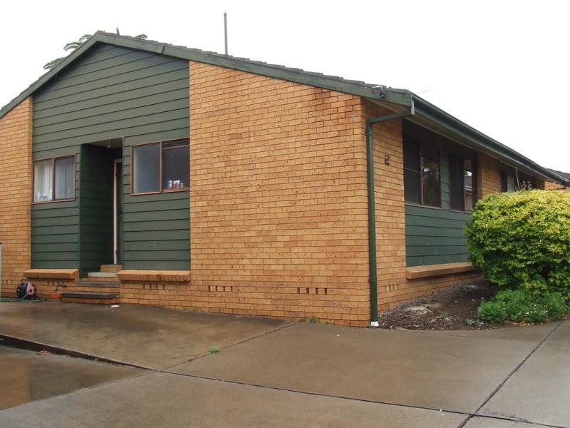 2/93 Brook Street, Muswellbrook NSW 2333